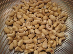 soaking cashews