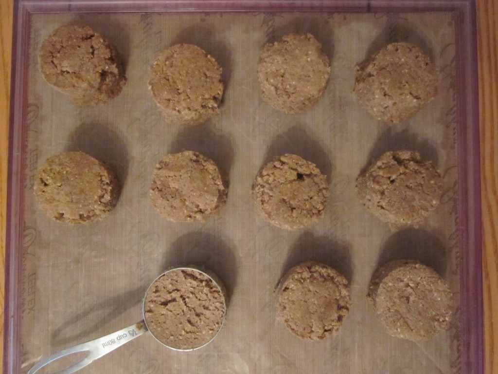 Golden Protein Cookies  measure out cookies