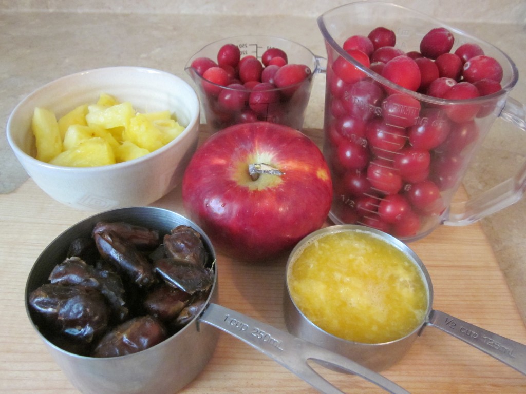 Raw Cranberry Sauce ingredients