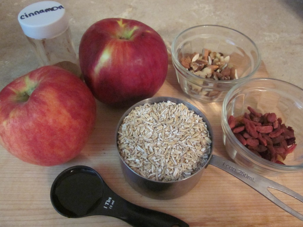 Apple Cinnamon Oatmeal - Healthy Breakfast recipe ingredients