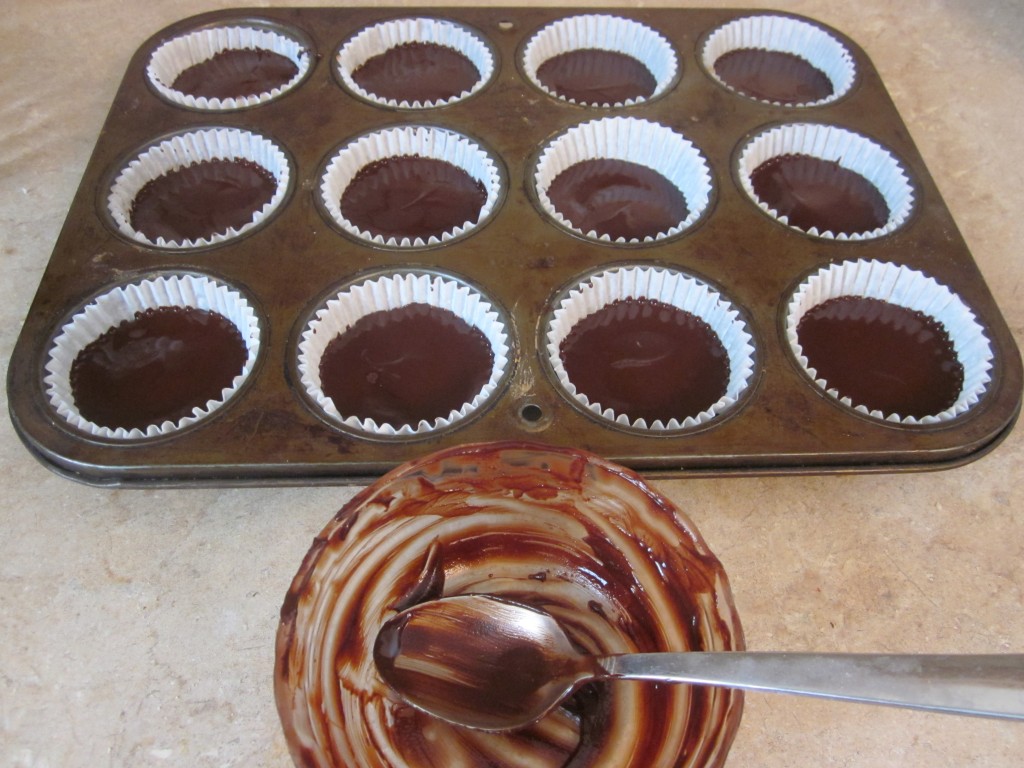 Protein Peanut Butter Cups Recipe - spread chocolate