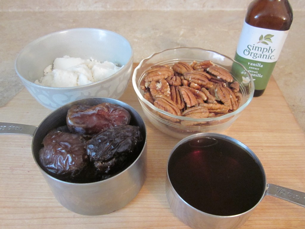 Raw Pecan Pie Recipe - filling ingredients