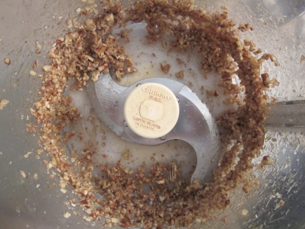Raw Pecan Pie Recipe - topping ingredients processed