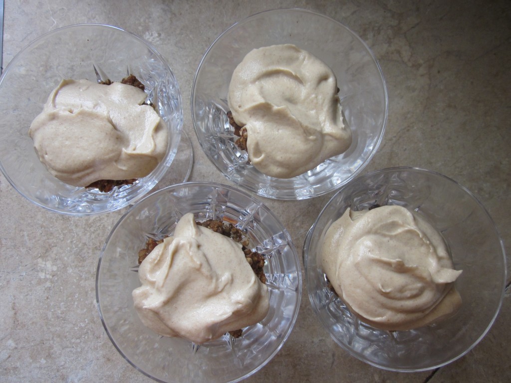 Cashew Cream Recipe in Berry Granola Parfaits - parfait cream layer
