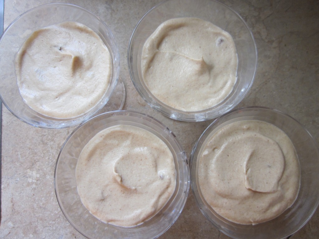 Cashew Cream Recipe in Berry Granola Parfaits - smoothing cream layer