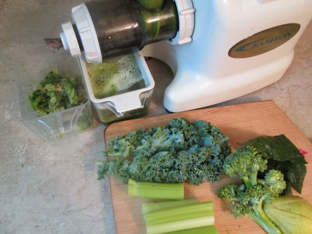 All Hail Kale Deep Green Power Juice - juicing