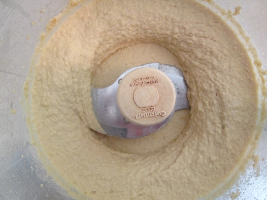 Creamy and Smooth Chickpea Hummus Recipe - 4 process 2