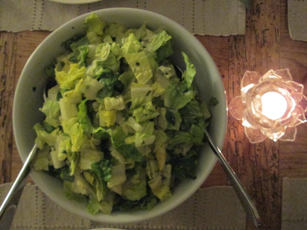 14 02 03 - Thai green basil salad