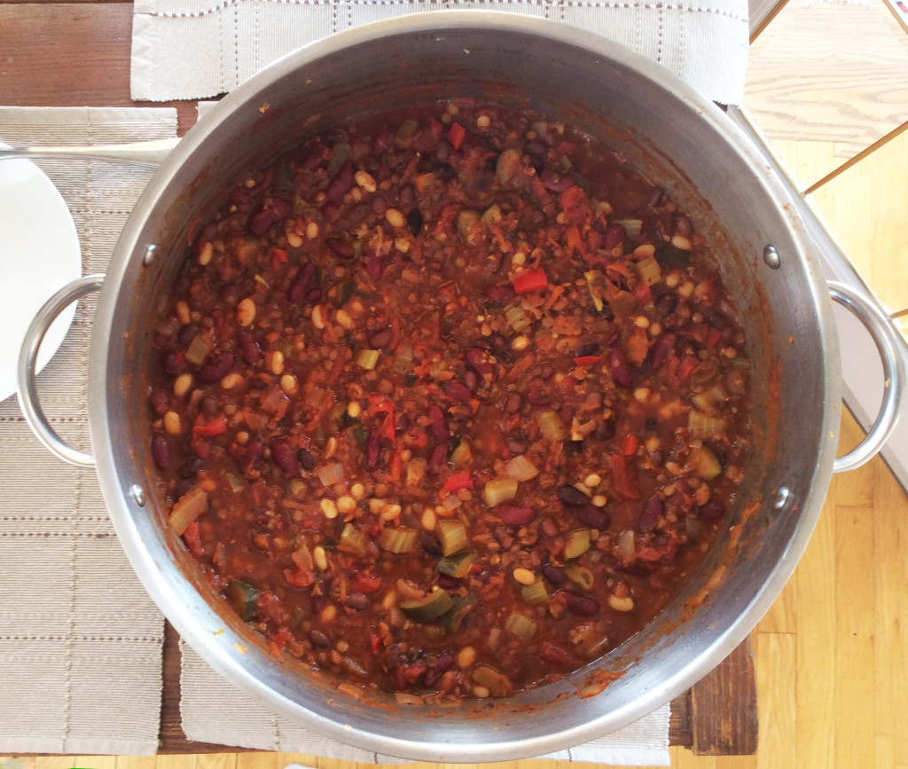 Hearty Vegetarian Chili Recipe in pot